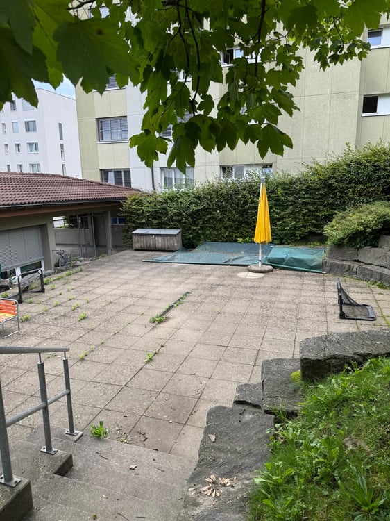Gewerbefläche mit grosszügigem Garten zu vermieten 2