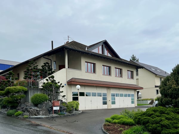 Grosszügiges und lichtdurchflutetes Büro mit Seesicht 12