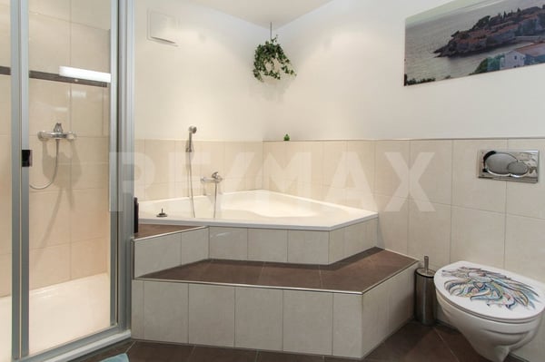 Moderne 1.5-Zimmer-Terrassenwohnung in Hilfikon 5