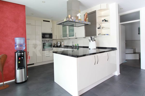 Moderne 1.5-Zimmer-Terrassenwohnung in Hilfikon 3