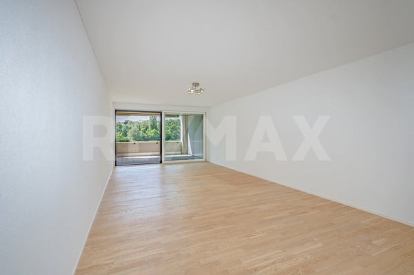 Neuwertige 1.5-Zi.-ETW an Top-Lage mit viel Aussenflächen 4