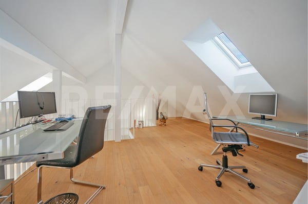 Exklusive 1.5-Zimmer-Maisonette mit Galerie und Bilderbuch-Aussicht auf dem Friedlisberg (8964) 11