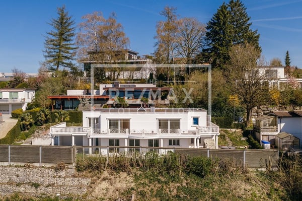 Repräsentative Panoramavilla am Mutschellen 3