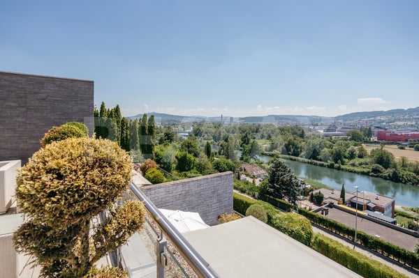 Exklusive 3½-Zimmer-Terrassenwohnung mit traumhafter Aussicht 4