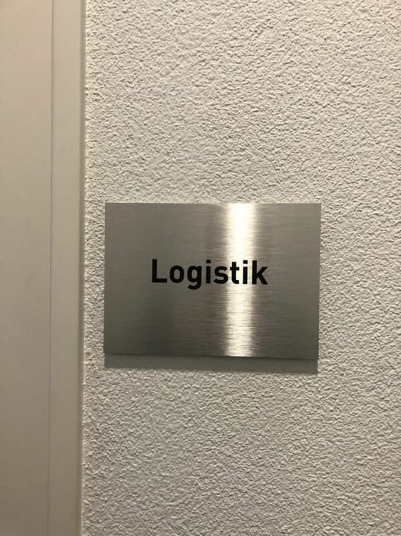 242 m2 Büro / Ausstellung / Lager mit Anlieferungsrampe in Rotkreuz 10