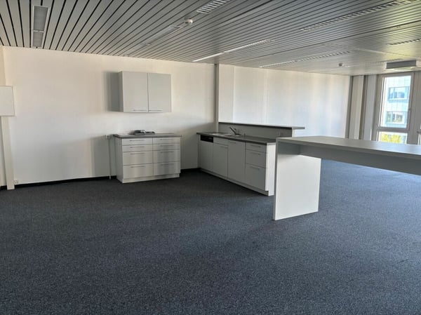 220 m² fertig ausgebautes Büro im 3. OG - sofort bezugsbereit 10