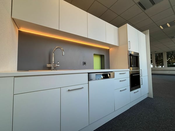 242 m² Showroom & Büro mit Lager und Laderampe - sofort frei 10