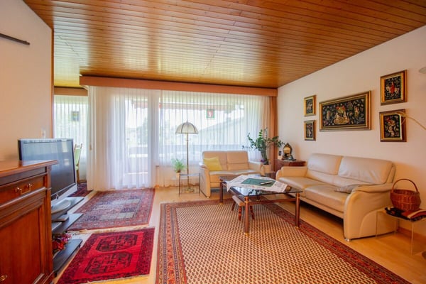 Gemütliche 4.5 Zimmer-Wohnung an ruhiger Lage mit Hobbyraum, Garage und viel Gestaltungspotenzial 12