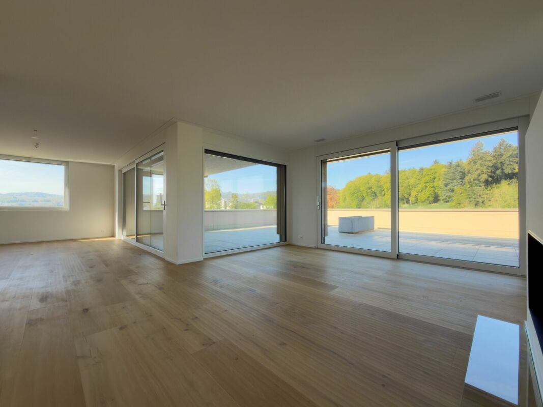 Exklusive Attikawohnung mit Weitblick und umlaufenden Terrassen