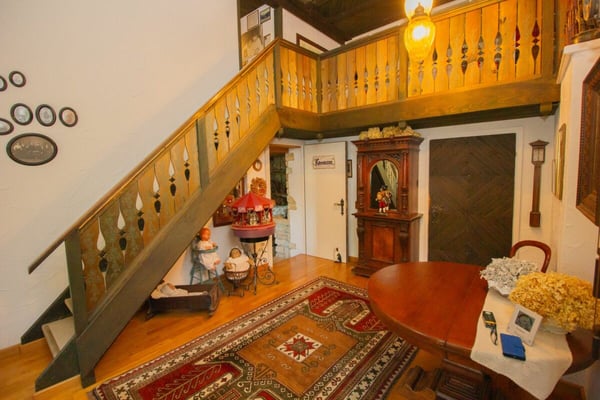 Einzigartiges Landhaus mit malerischem Garten 10