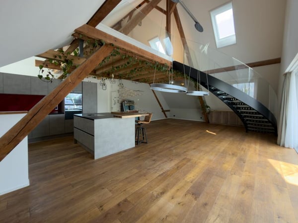 Einzigartige Maisonette-Dachwohnung 6