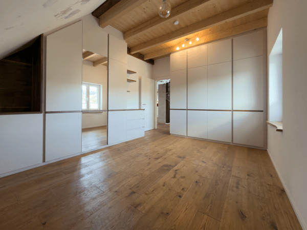 Einzigartige Maisonette-Dachwohnung 13