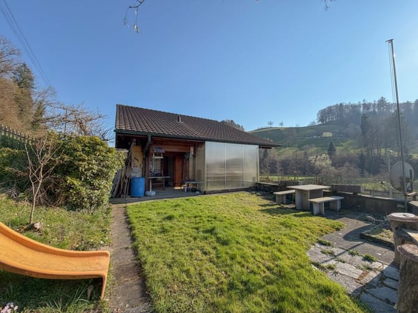 Charmantes Chalet mit viel Potential auf grosser Parzelle 13