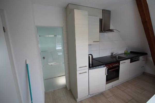 Möbliertes Studio Nr.1 1.5 Zi-Dachwohnung, eigene Waschmaschine in der Wohnung 12