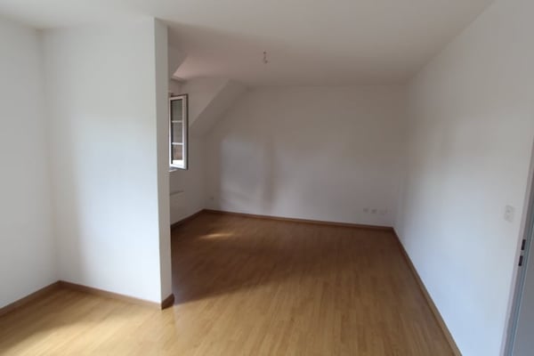 zu vermieten: helle 1.5 Zimmerwohnungan mit eigener Waschmaschine, Bielstrasse 110 in 2540 Grenchen 11