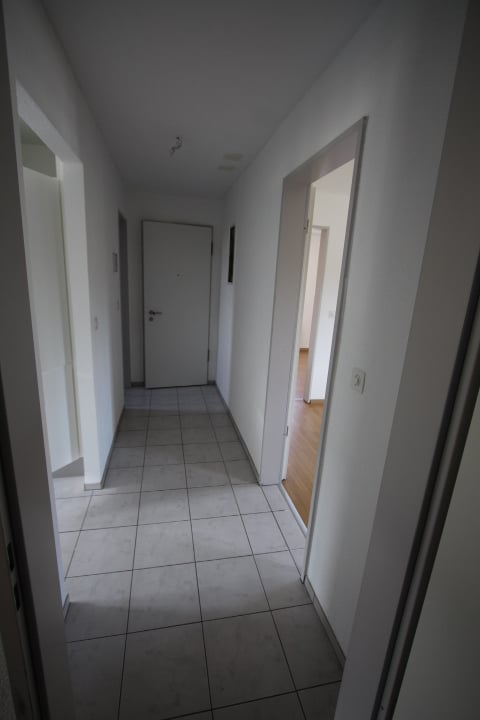 zu vermieten: helle 1.5 Zimmerwohnungan mit eigener Waschmaschine, Bielstrasse 110 in 2540 Grenchen 4