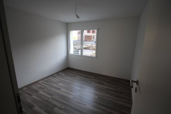 Zu verkaufen MFH mit 4 Wohnungen frisch saniert 5