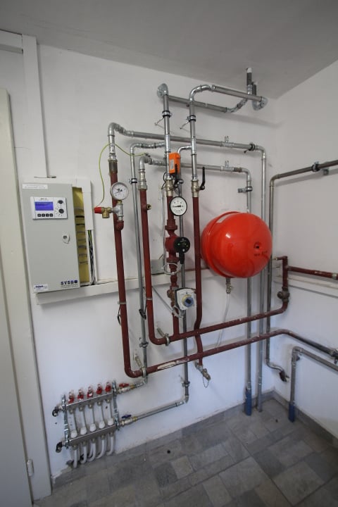 Zu verkaufen MFH mit 4 Wohnungen frisch saniert 19