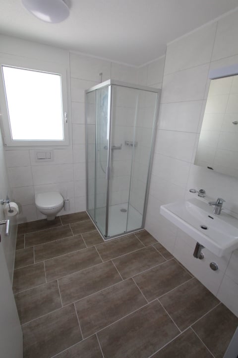 Per 01.4.2026 1.5 Z-Wohnung mit Balkon, Köllikerstrasse 25, 5036 Oberentfelden 6