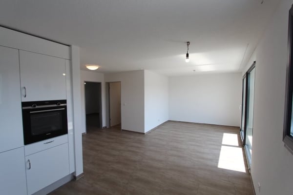 Per 01.4.2026 1.5 Z-Wohnung mit Balkon, Köllikerstrasse 25, 5036 Oberentfelden 3