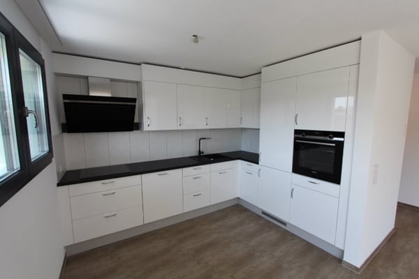 Per 01.4.2026 1.5 Z-Wohnung mit Balkon, Köllikerstrasse 25, 5036 Oberentfelden 2