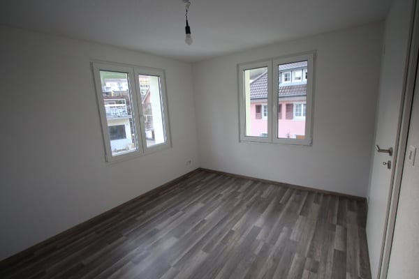 Zu verkaufen MFH mit 4 Wohnungen frisch saniert 7