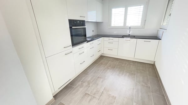 Helle 4.5-Zimmer-Wohnung mit Balkon und schöner Aussicht in Zofingen 17