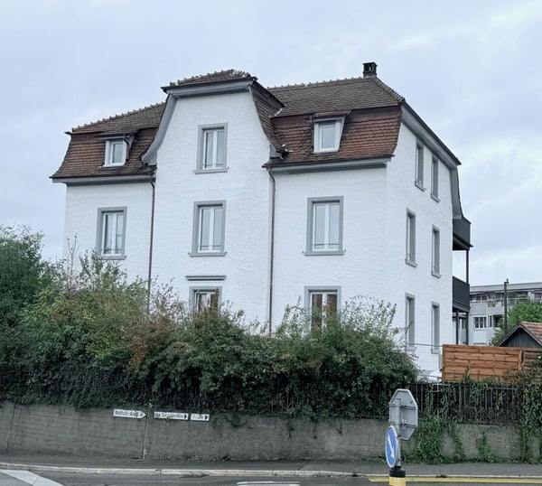 Voll vermietete, sanierte Liegenschaft an zentraler Lage 10