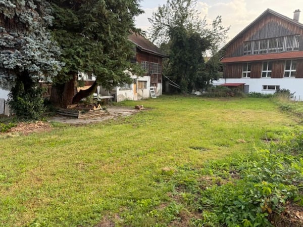 2 interessante Baulandparzellen mit Potential 10