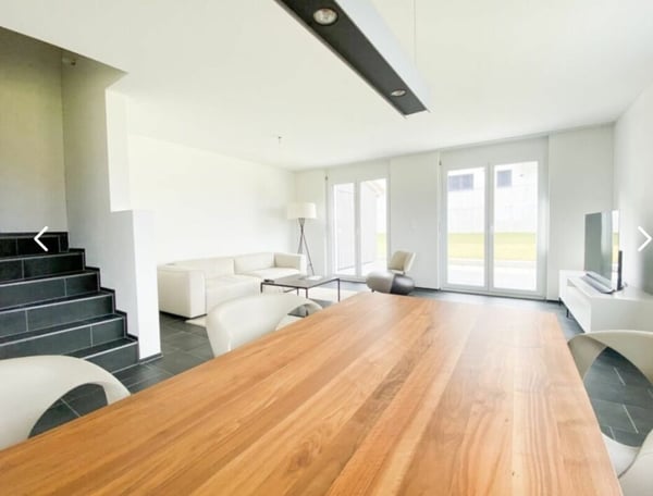 Neuwertiges 6.5 Zimmer Reihen-Eckhaus an ruhiger Lage 5