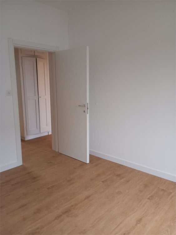 ACCOGLIENTE APPARTAMENTO DI 1.5 LOCALI A CHIASSO 1