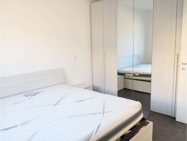 APPARTAMENTO MODERNO CON GIARDINO A LUGAGGIA 2