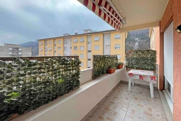 Chiasso - Palazzina residenziale a reddito con elevato potenziale d'in 4