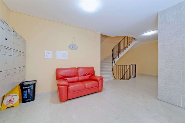 Chiasso - Palazzina residenziale a reddito con elevato potenziale d'in 9