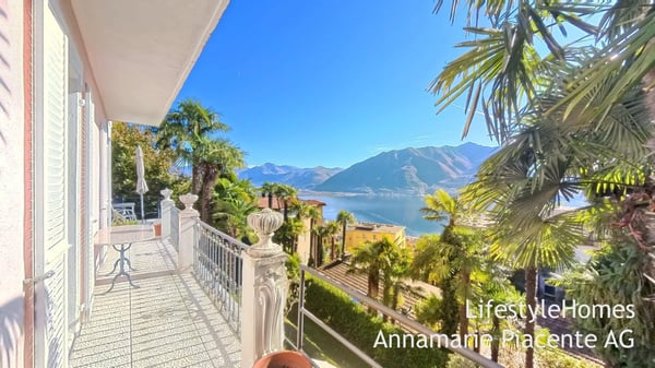 VILLA MIT SEESICHT 13