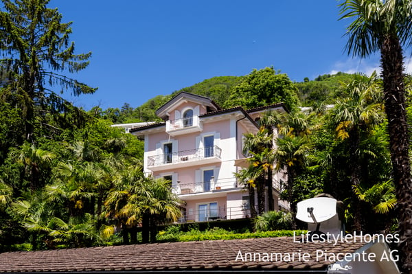 VILLA MIT SEESICHT 3