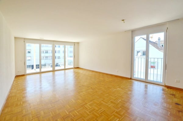 4.5 Zimmer-Eigentumswohnung mit Balkon 2
