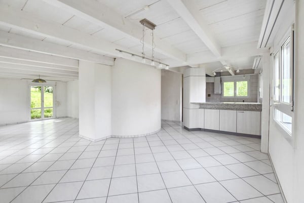 6.5 Zimmer-Einfamilienhaus mit Einliegerwohnung 3