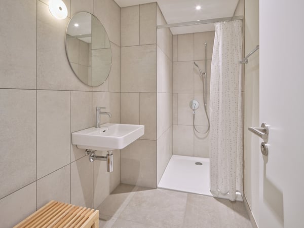 Möbliertes Büro für Ihr Team - zentral in Neuenhof per 01.04.206 zu vermieten 3