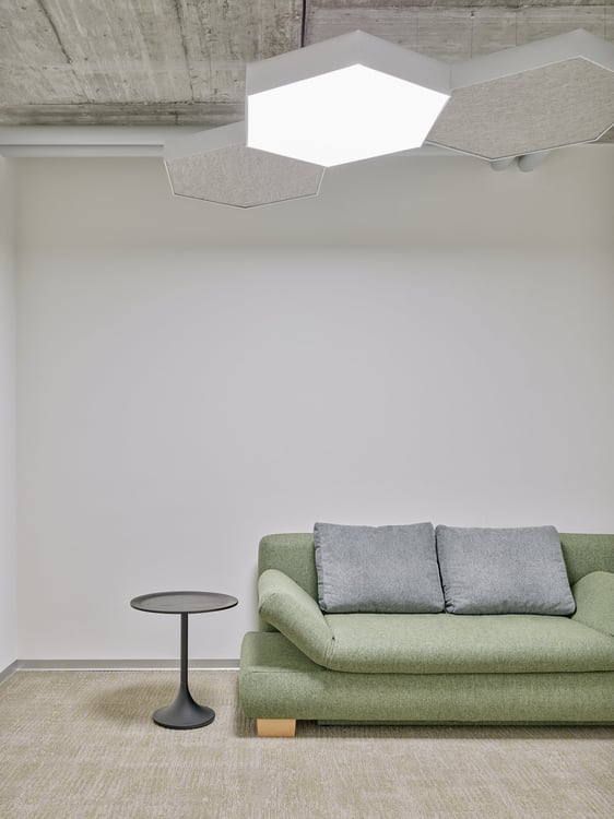 Möbliertes Büro für Ihr Team - zentral in Neuenhof per 01.04.206 zu vermieten 6