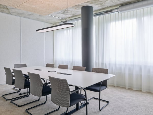 Möbliertes Büro für Ihr Team - zentral in Neuenhof per 01.04.206 zu vermieten 5