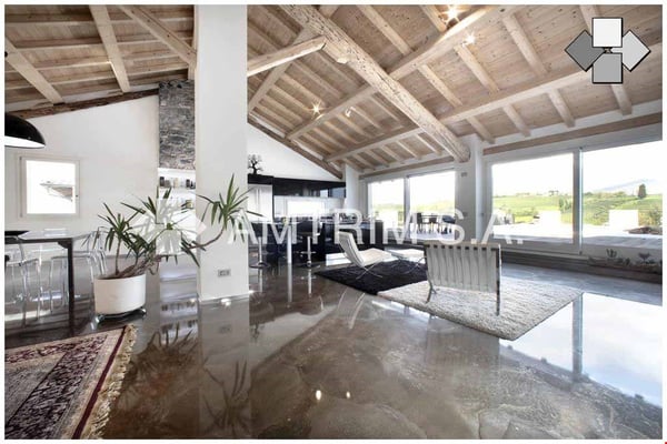 Modernes Loft in Balerna mit 200 m² Terrasse 9