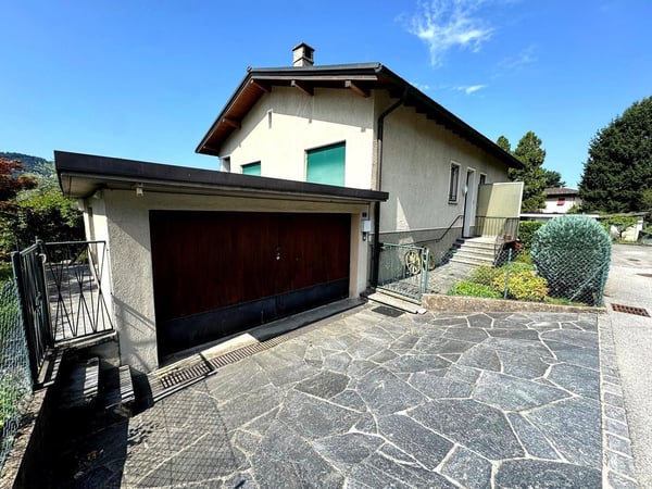 Casa bifamiliare con giardino a Morbio Inferiore 5