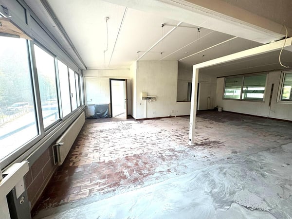 Spazio industriale di 200 m² a Ligornetto - Perfetto per attività produttive 12