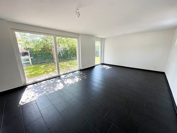 Villetta unifamiliare in vendita a Stabio – 4 locali con balcone e vista verde 6