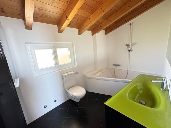 Villetta unifamiliare in vendita a Stabio – 4 locali con balcone e vista verde 24