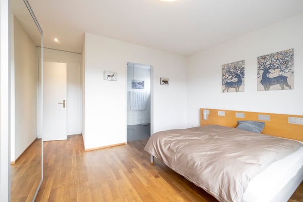 Grosszügige 1.5 Zimmerwohnung in der obersten Etage 7