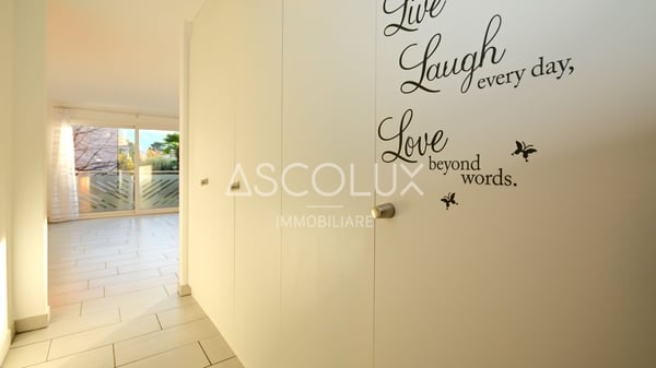 Casa bifamiliare con appartamenti di 3.5 & 4.5 locali indipendenti e grandi locali accessori-/hobby | Zweifamilienhaus mit unabhängigen 3.5 & 4.5 Zimmer Wohnungen und Großen Neben-/Hobbyräumen 8