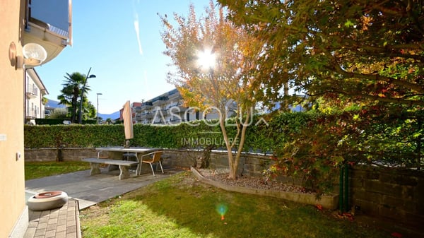 Casa bifamiliare con appartamenti di 3.5 & 4.5 locali indipendenti e grandi locali accessori-/hobby | Zweifamilienhaus mit unabhängigen 3.5 & 4.5 Zimmer Wohnungen und Großen Neben-/Hobbyräumen 6