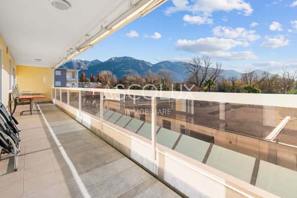 Appartamento 1.5 locali con ampia terrazza e vista aperta - possibile come appartamento di vacanza | FERIENWohnung mit 1.5 Zimmern, großer Terrasse und freier Aussicht 6